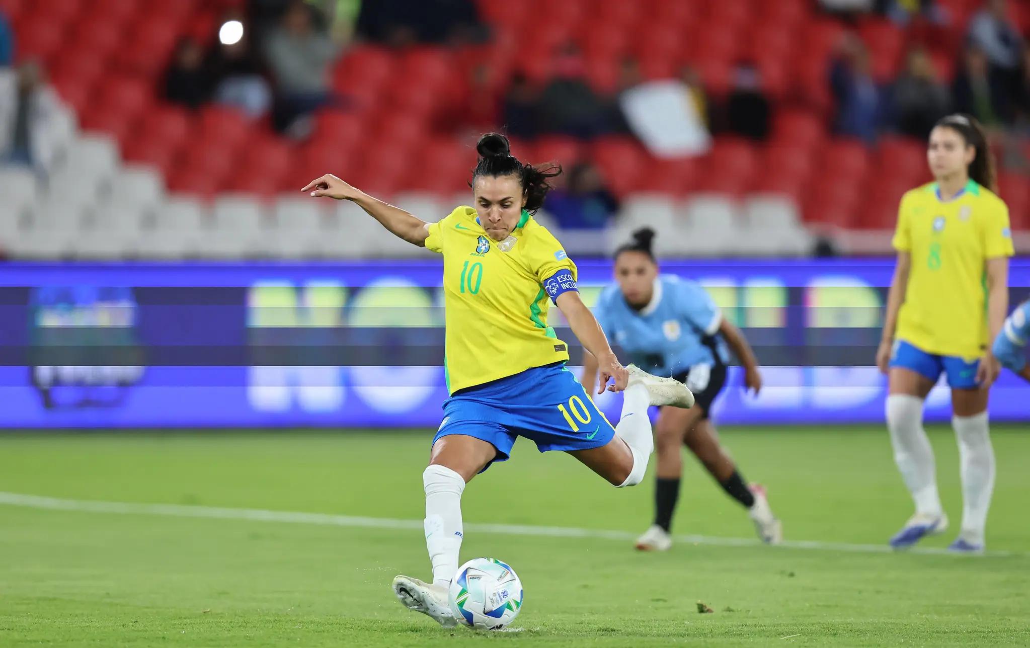 Brasil goleia o Uruguai e vai à final da Copa América Feminina