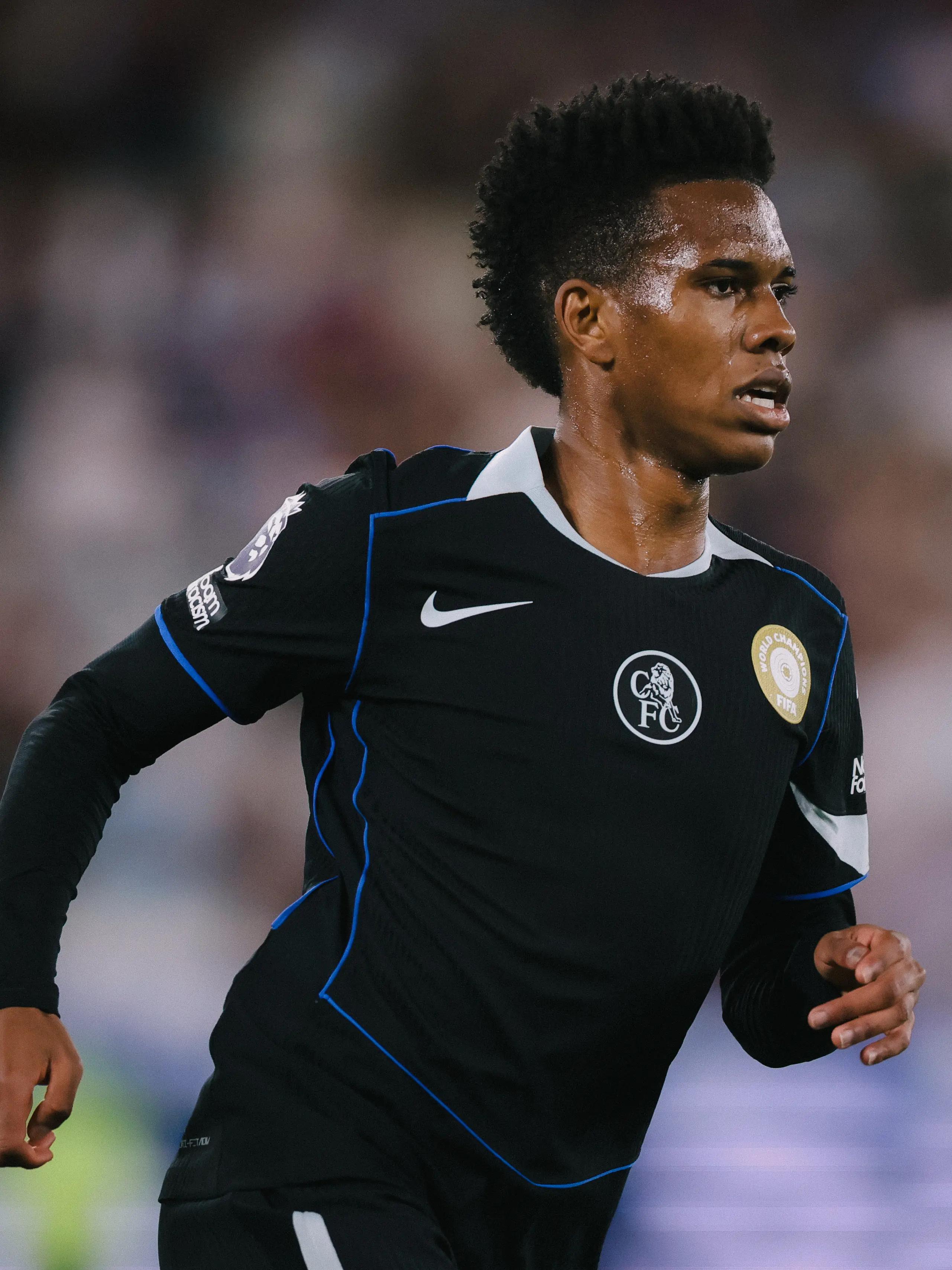 Estêvão faz história no Chelsea com assistência recorde na Premier League