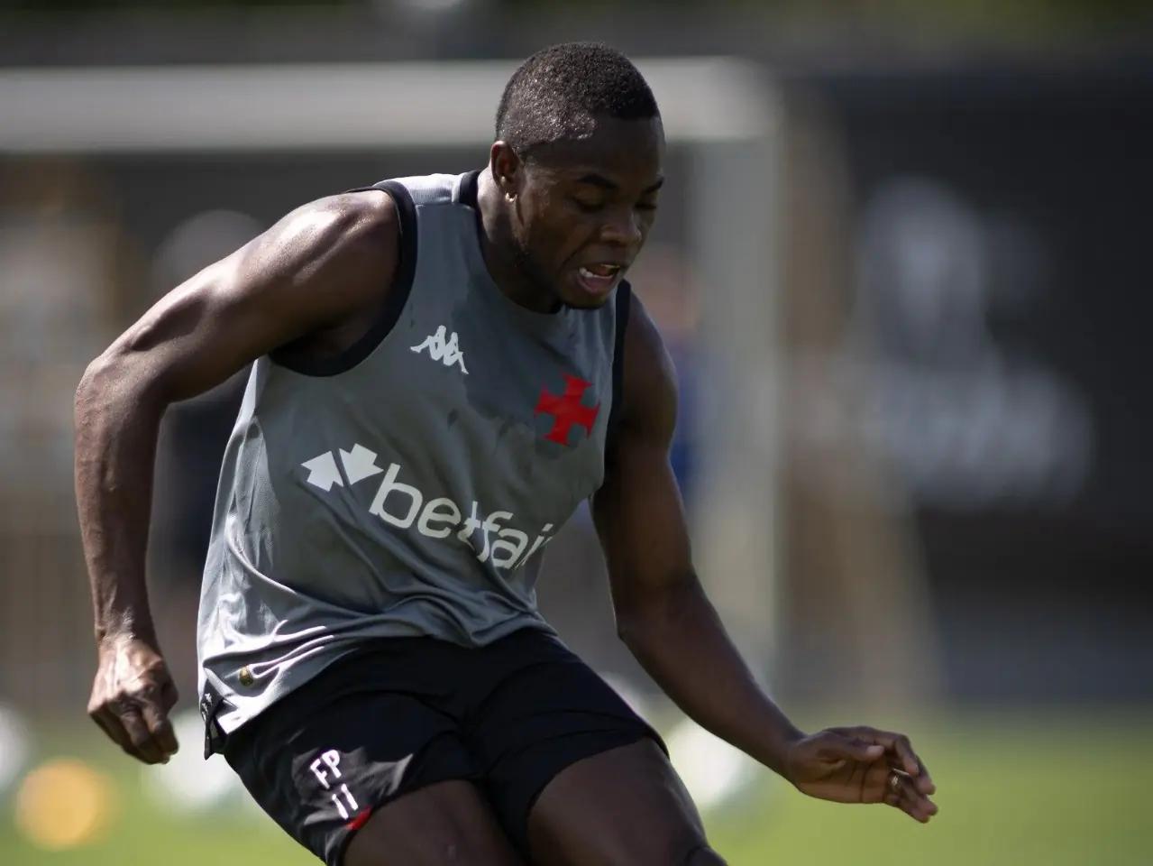 Vasco inicia preparação para duelo decisivo contra o Corinthians