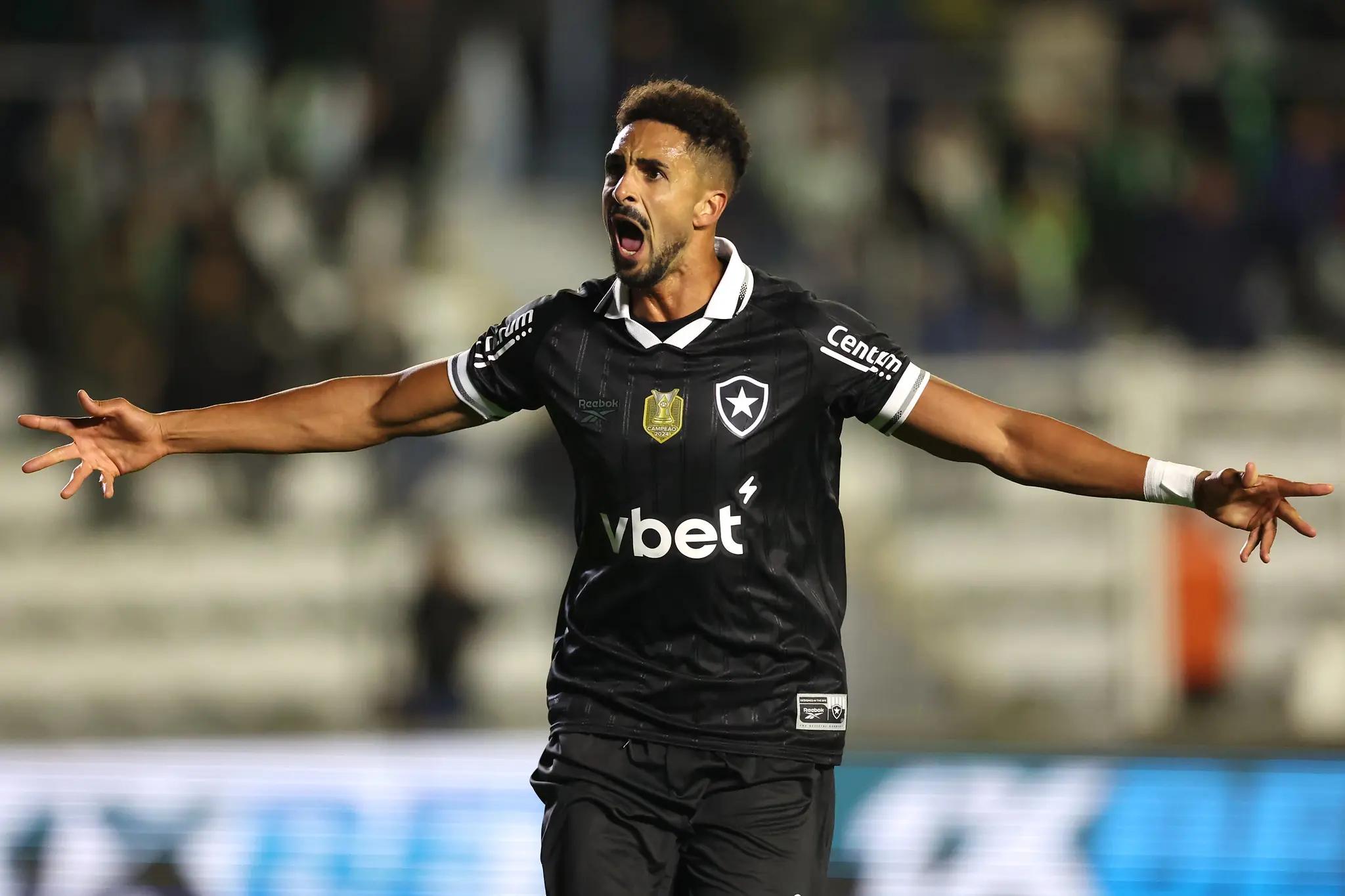Botafogo vence Juventude fora de casa e entra no G5 do Brasileirão
