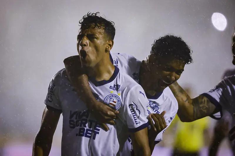 Bahia goleia Confiança e fica perto do título da Copa do Nordeste