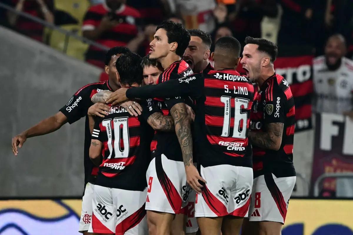 Flamengo vence Estudiantes e abre vantagem nas quartas da Libertadores
