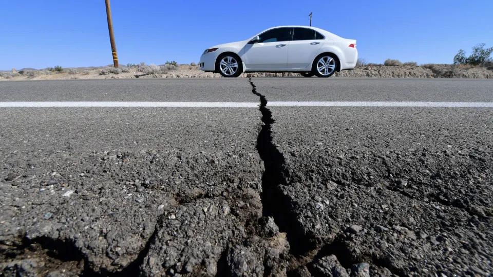 Terremoto de 7,8 atinge costa leste da Rússia e gera alerta de tsunami