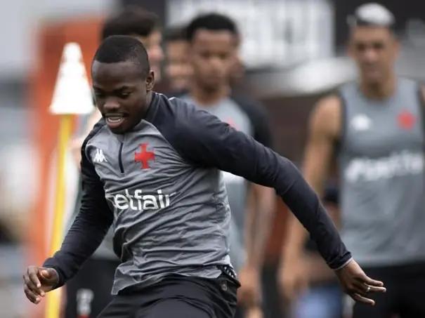 Vasco tem desfalques confirmados para jogo decisivo contra o Bahia