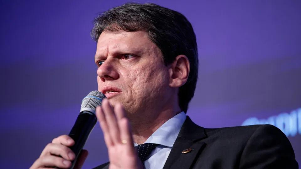 Tarcísio de Freitas rebate Haddad e diz: “Tenha vergonha, respeite os brasileiros”