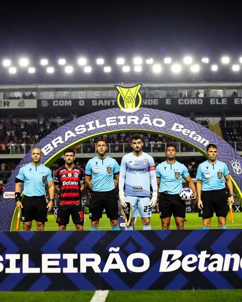 Crespo elogia São Paulo e destaca atuação de Ferreirinha