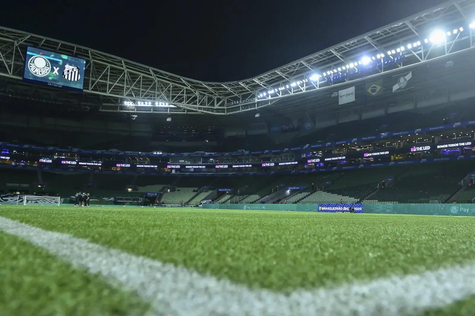 Flamengo propõe banir gramados artificiais em documento enviado à CBF