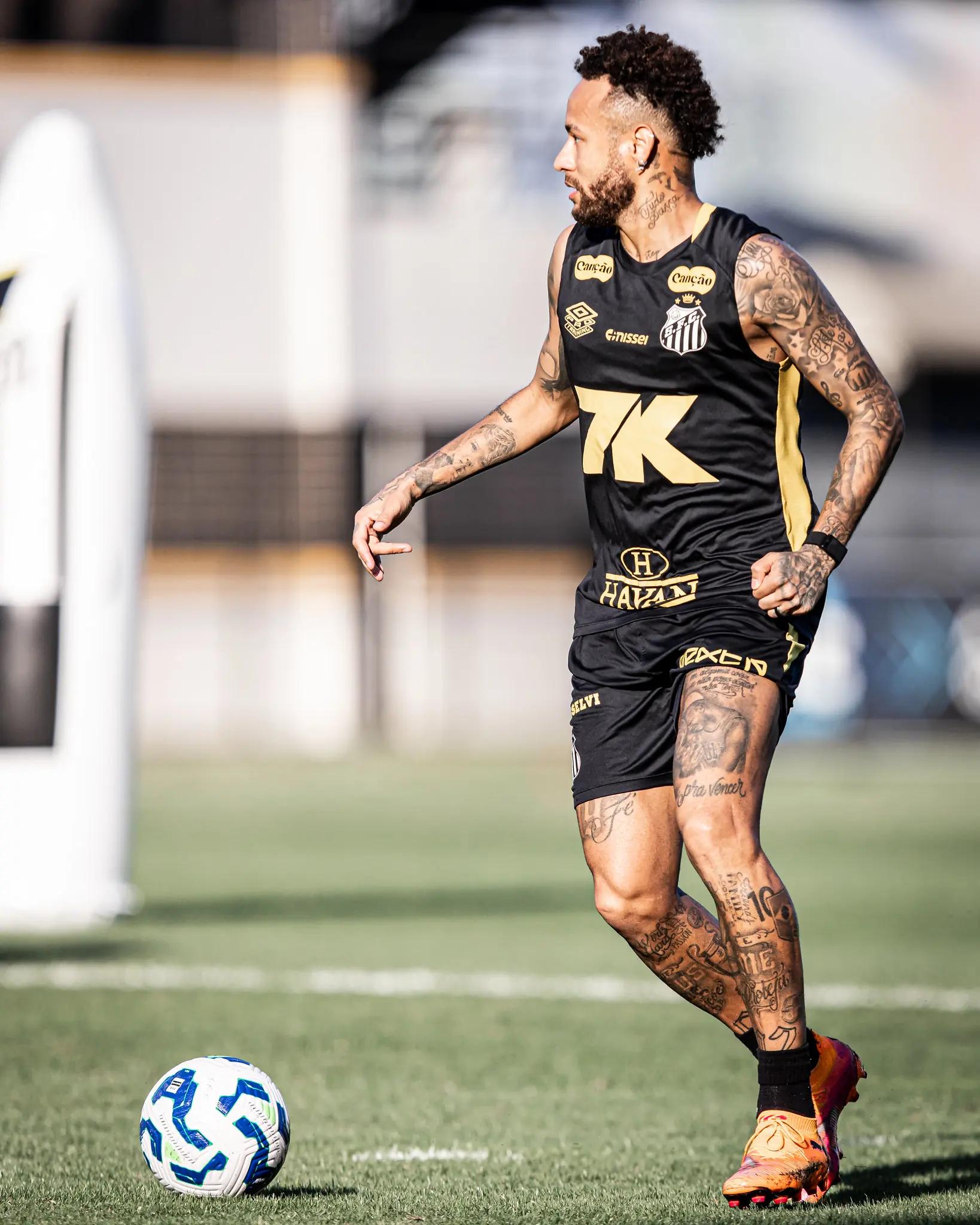 Santos avança preparação para clássico contra o Palmeiras na Vila