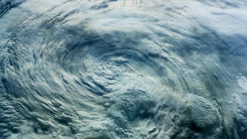 Três ciclones extratropicais devem atingir o Brasil até o fim de novembro