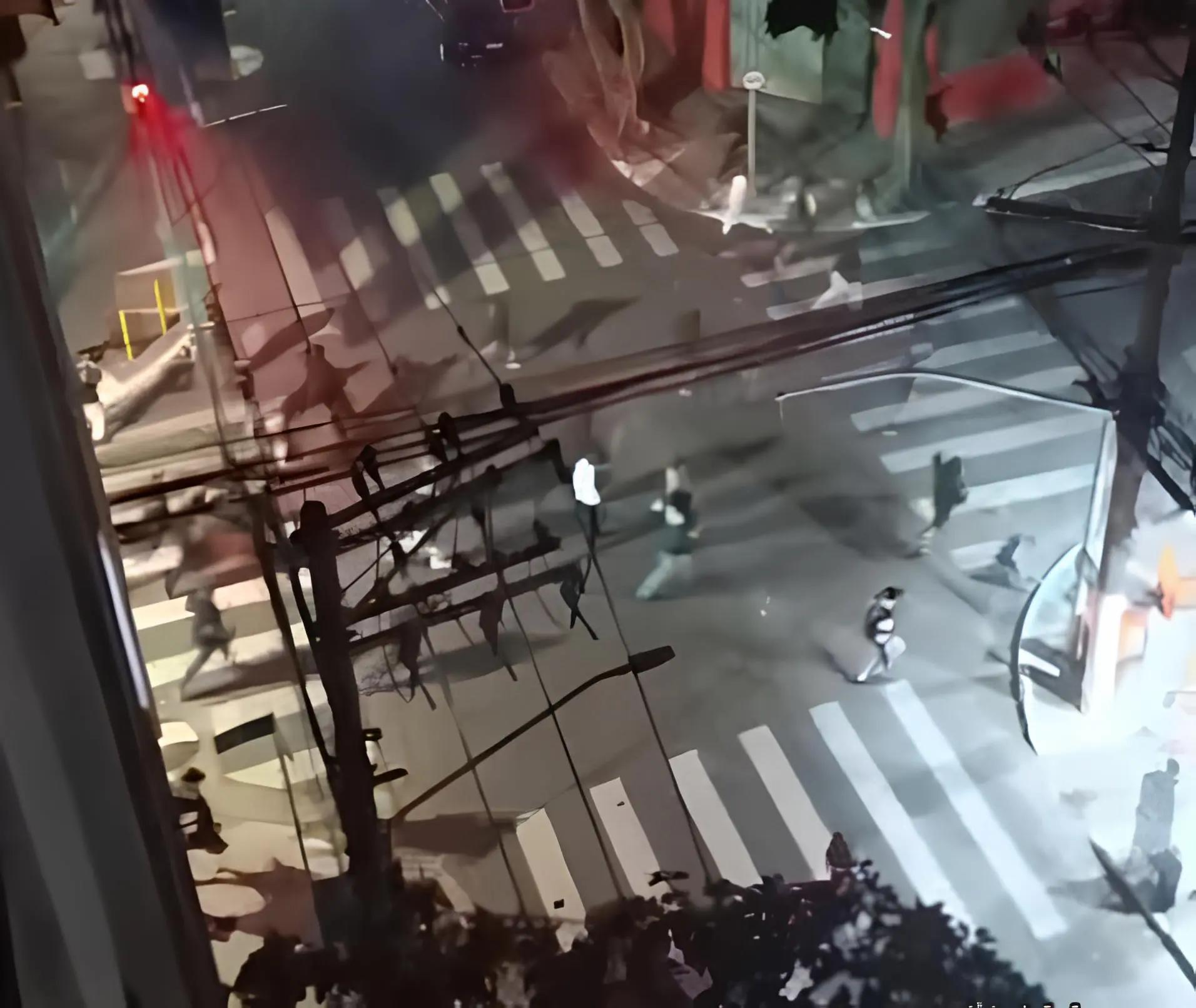 Confronto entre torcidas marca pós-jogo de Corinthians x São Paulo