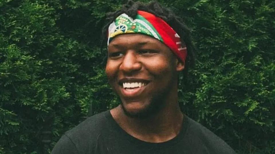 Lutador Isaac Johnson morre após colapso em luta em Chicago