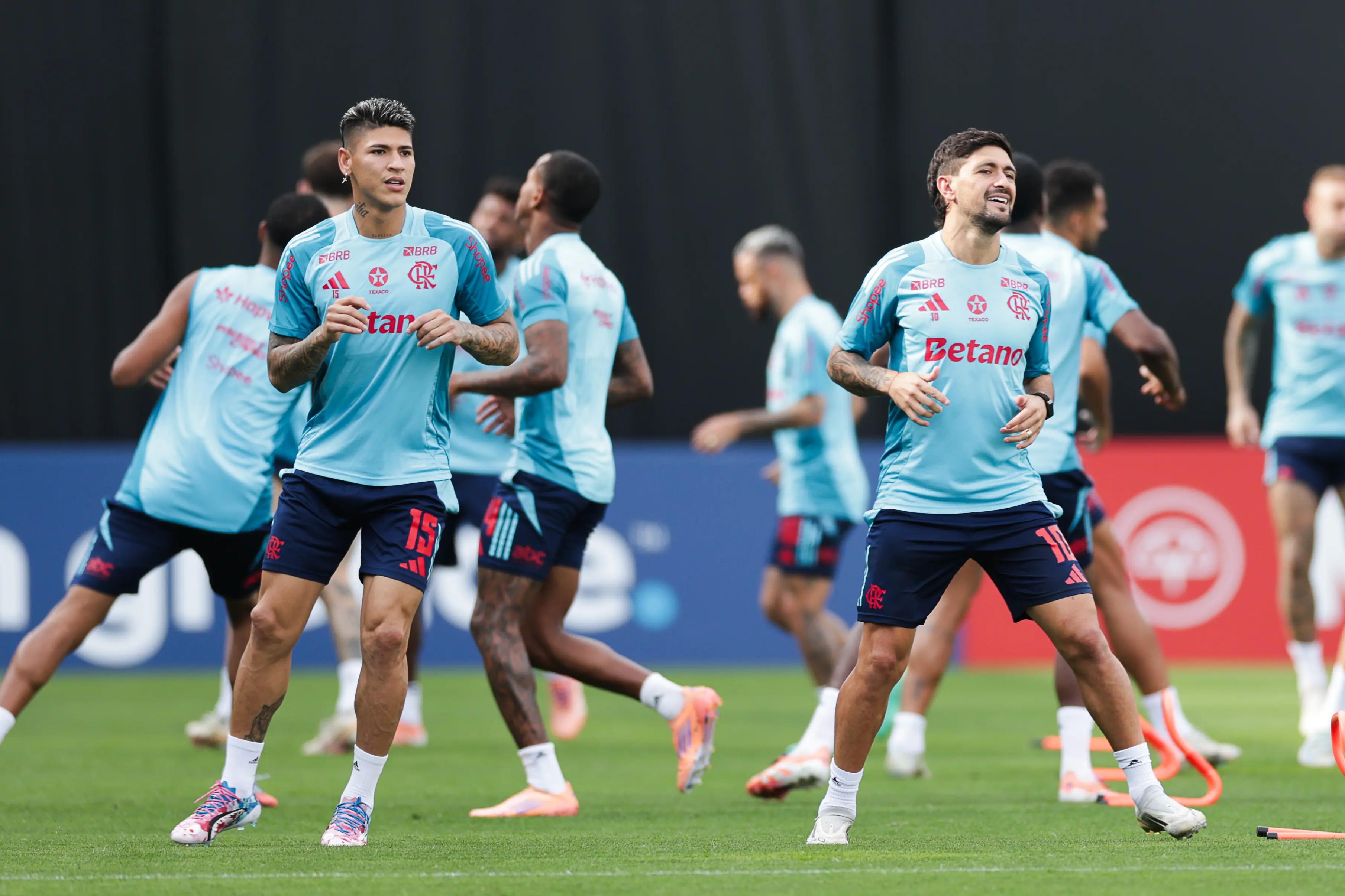 Flamengo faz primeiro treino em Lima antes da final da Libertadores