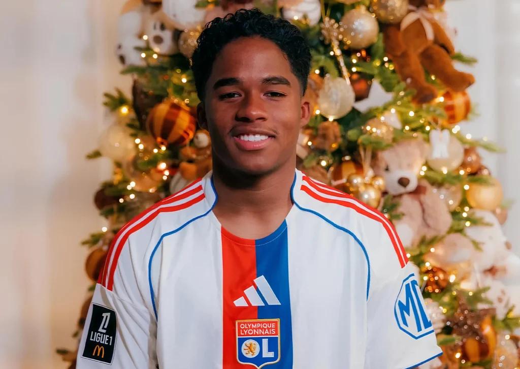Endrick é anunciado pelo Lyon por empréstimo até 2026