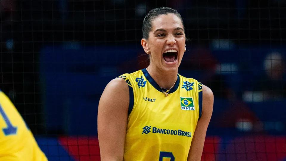 Julia Kudiess é eleita a 5ª melhor jogadora de vôlei do mundo