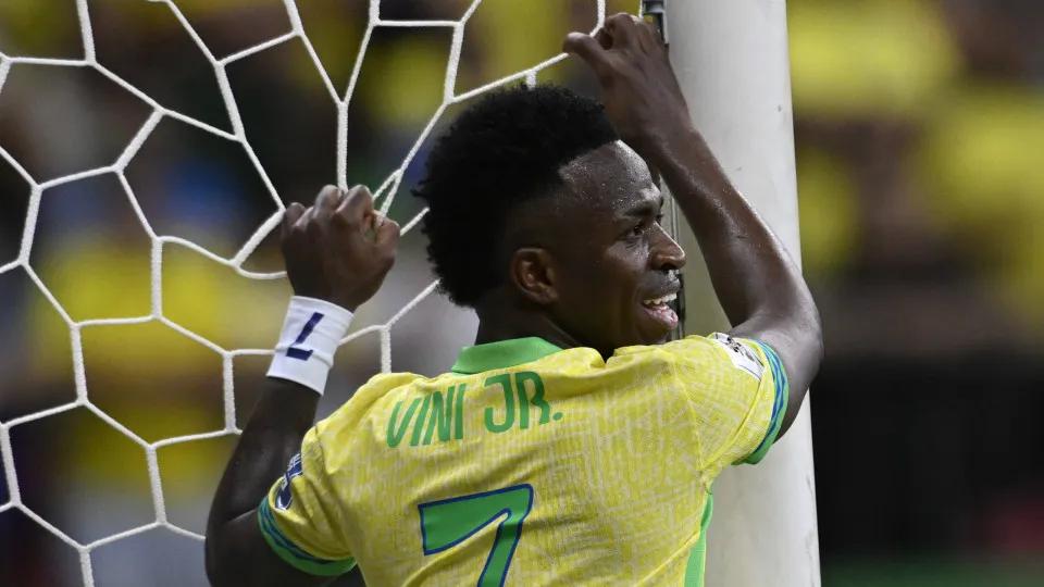 Vinicius Jr está entre os mais desvalorizados do futebol em 2025