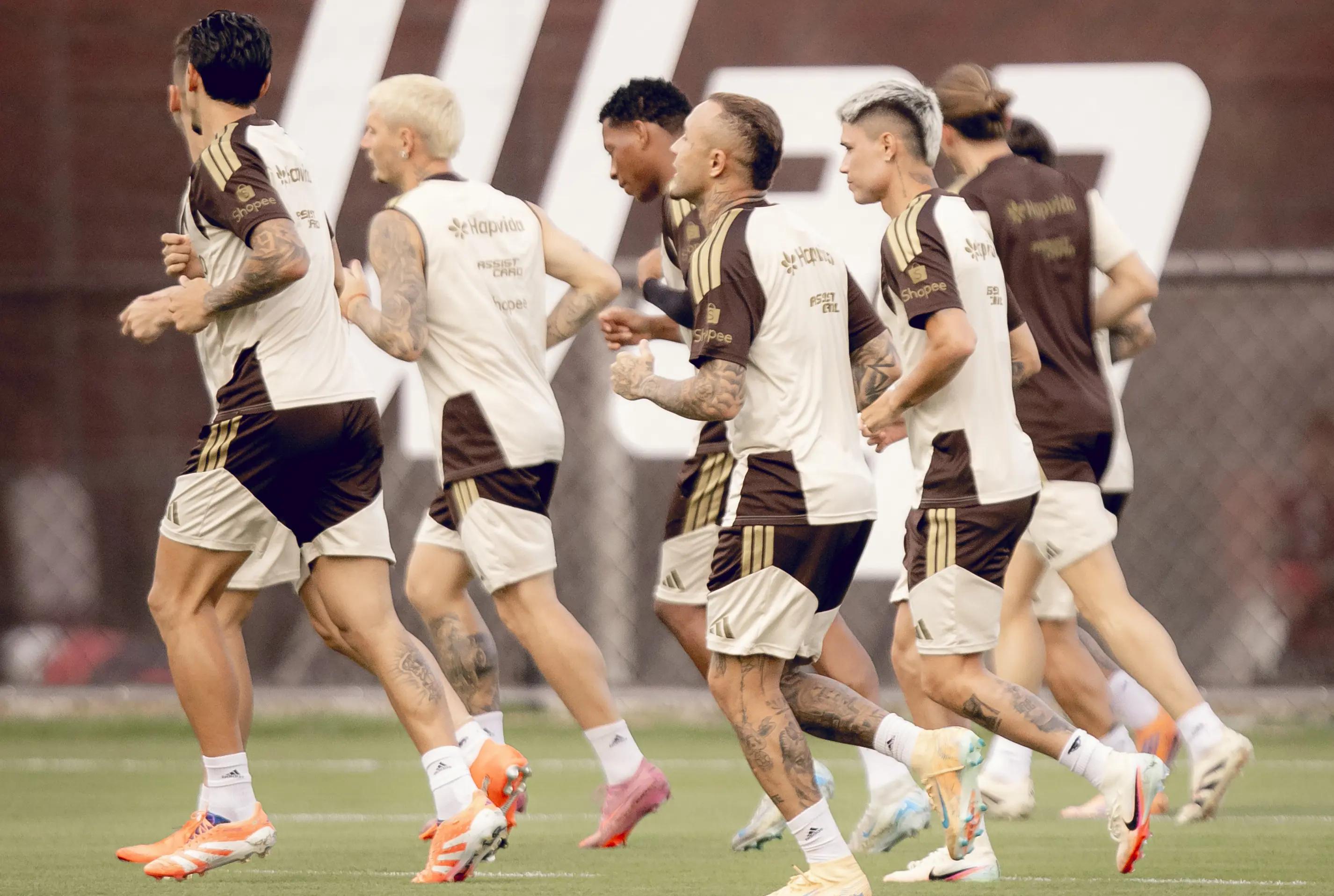 Flamengo pode usar titulares após derrota no Carioca