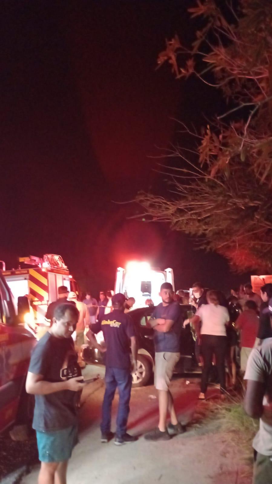 Acidente grave na Curva do Eucalipto deixa pessoas presas às ferragens entre Guarabira e Araçagi