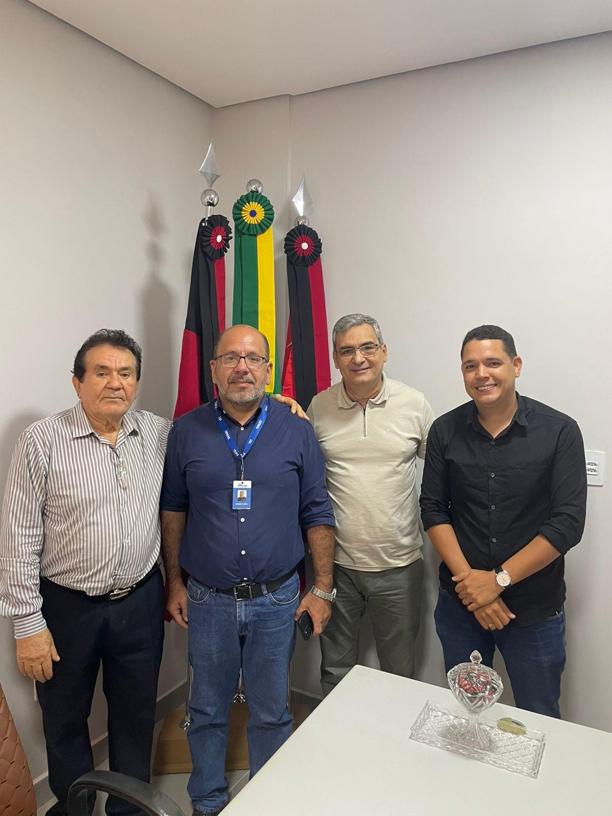 Secretário João Rafael discute parceria entre Prefeitura e SENAI para novos cursos