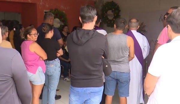 Vítimas de acidente na BR-230 em Soledade, PB, são veladas em Juazeirinho