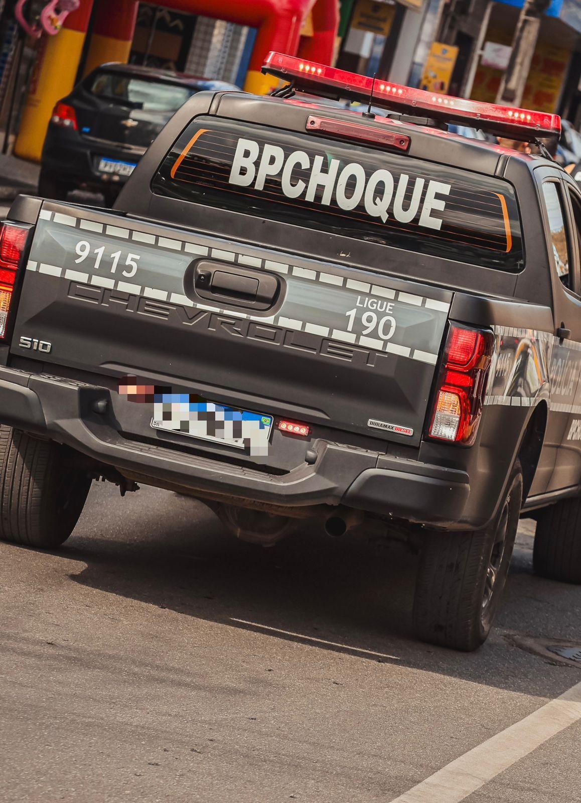 Polícia Militar recupera carro roubado e prende suspeito em Guarabira