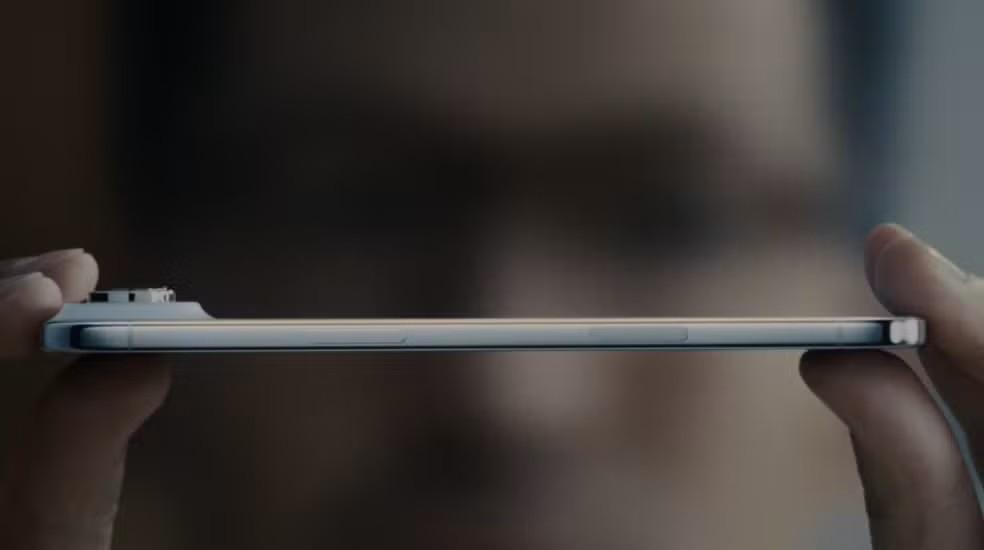 iPhone Air: Apple lança celular mais fino da história com 5,6 mm