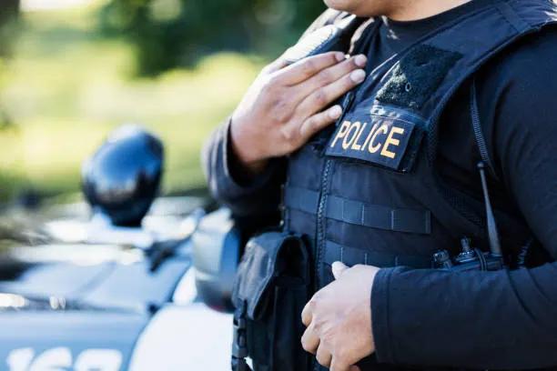 Policial militar é preso por matar companheira em Maricá
