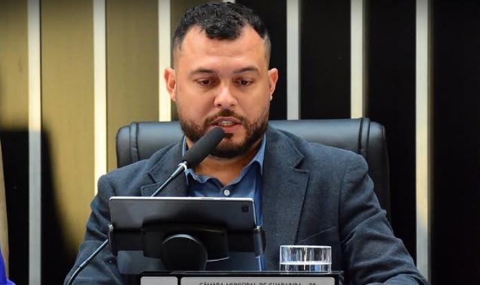 Vereador Júnior Ferreira destina R$ 42 mil para ar-condicionado de Catedral em Guarabira