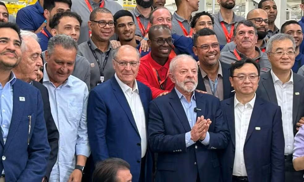 BYD inaugura fábrica na Bahia e anuncia meta de 600 mil veículos por ano