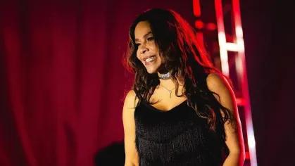 Silvânia Aquino anuncia saída da banda Calcinha Preta após anos de trajetória