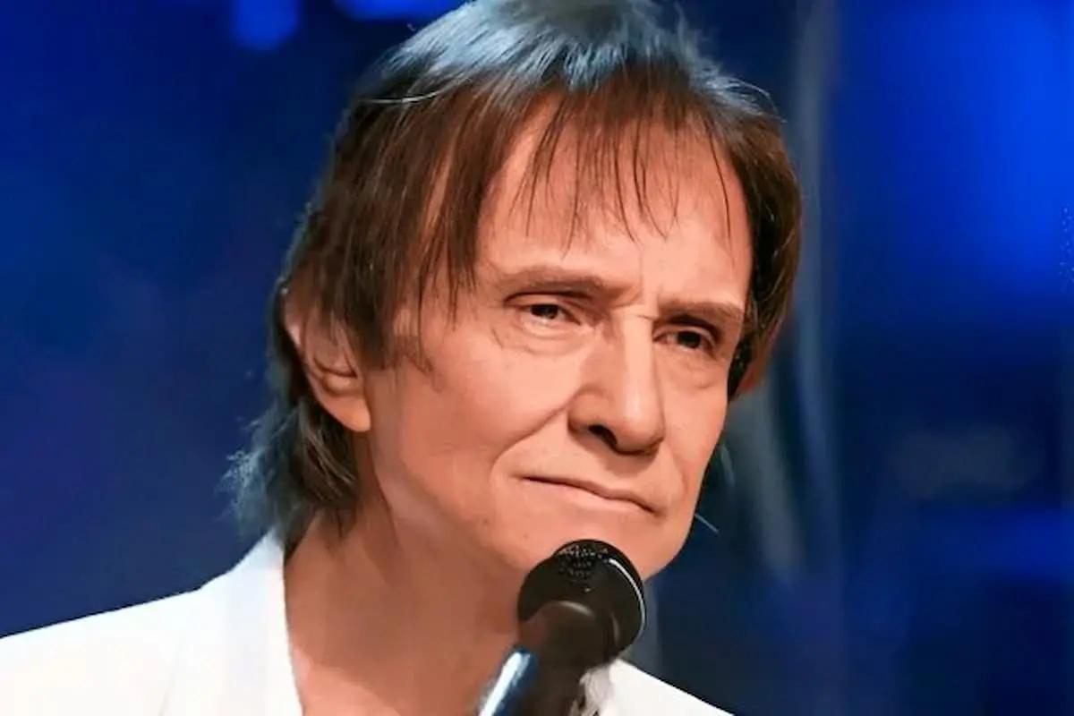 Roberto Carlos comparece ao Tribunal de Justiça do Rio para audiência na Vara de Família