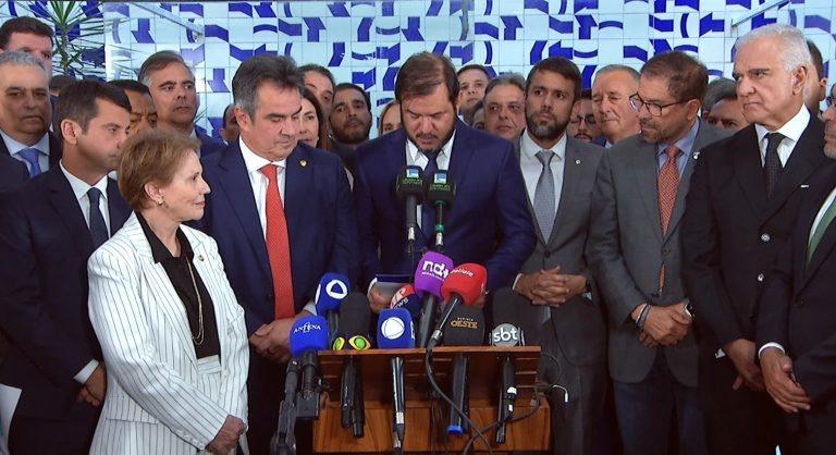 União Brasil e PP deixam base do governo Lula no Congresso