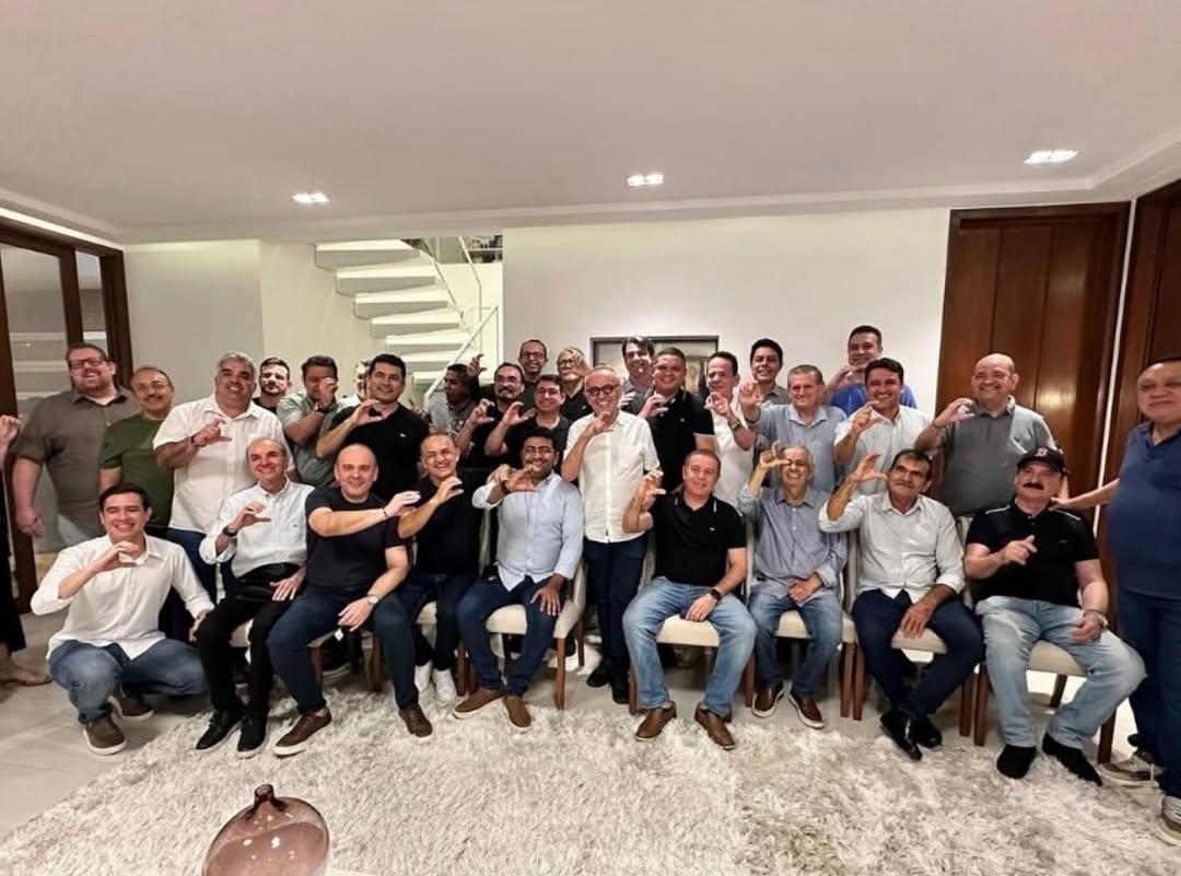 Apoio a Cícero Lucena para 2026 cresce entre vereadores de João Pessoa