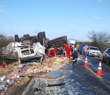 Tragédia na BR-230: acidente entre seis veículos deixa cinco mortos na Paraíba