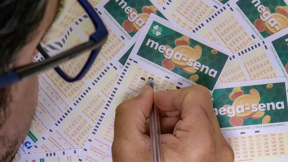 Mega-Sena acumula e próximo prêmio chega a R$ 48 milhões