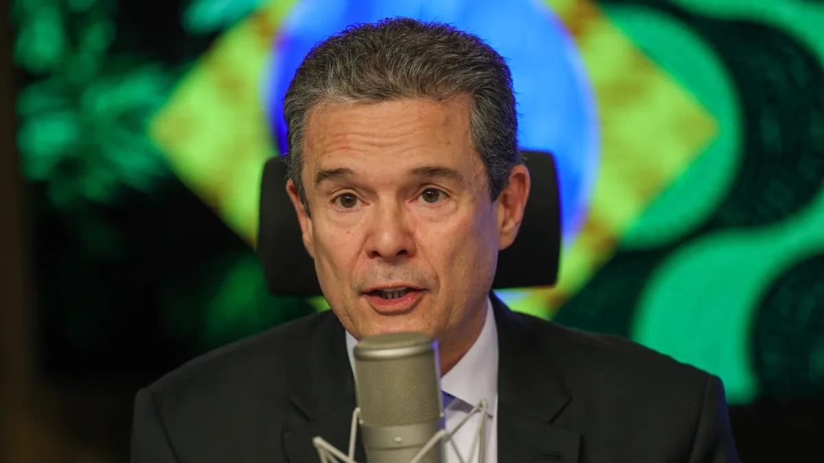 Seguro-defeso atinge 2 milhões e pressiona ministro da Pesca