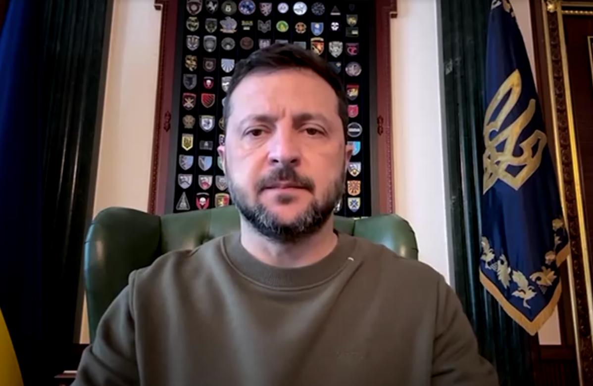 Zelensky afirma que ucranianos não entregarão terras aos ocupantes