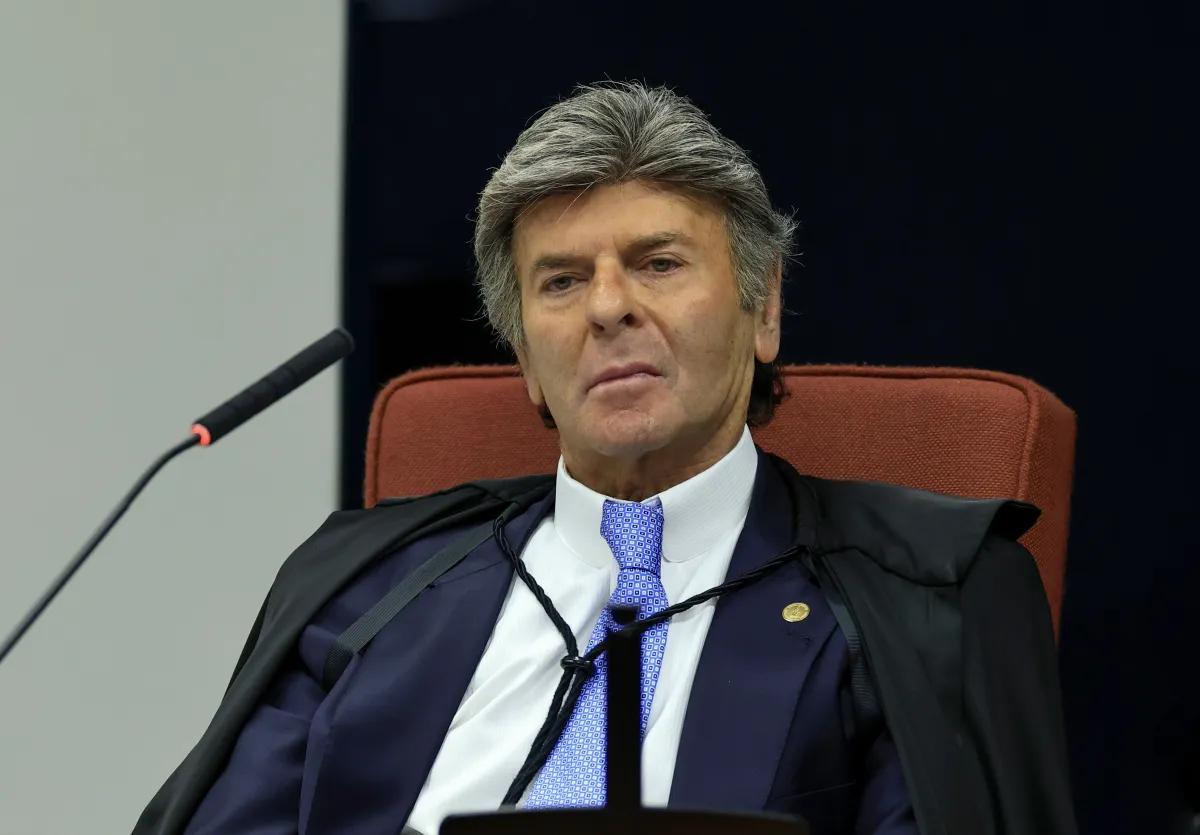 Fux vota no STF pela absolvição de Bolsonaro de todos os crimes