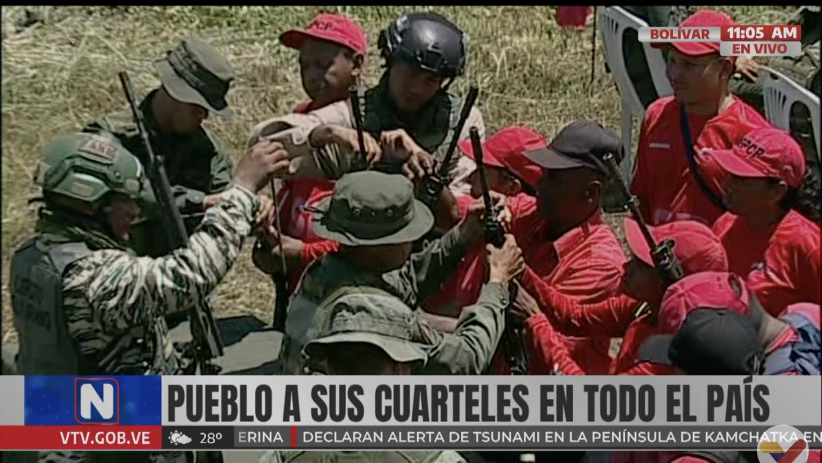Venezuela inicia treinamento militar para civis em quartéis