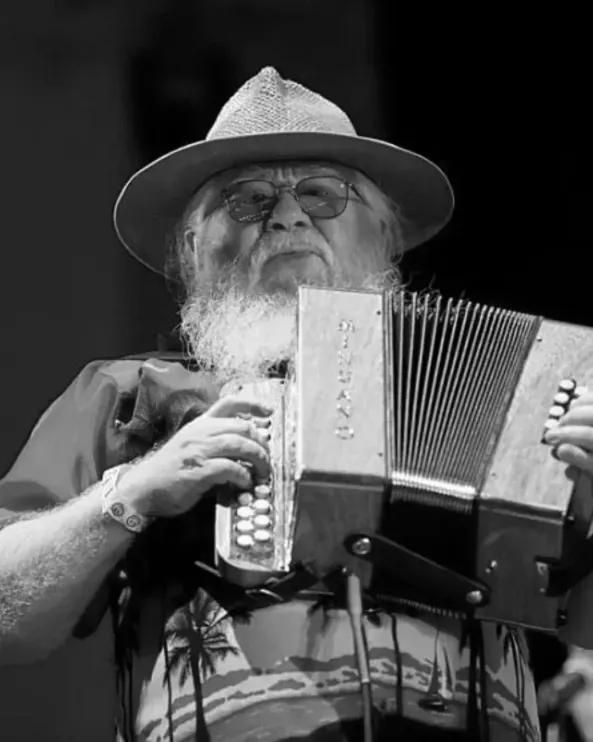 Morre Hermeto Pascoal, gênio da música brasileira, aos 89 anos