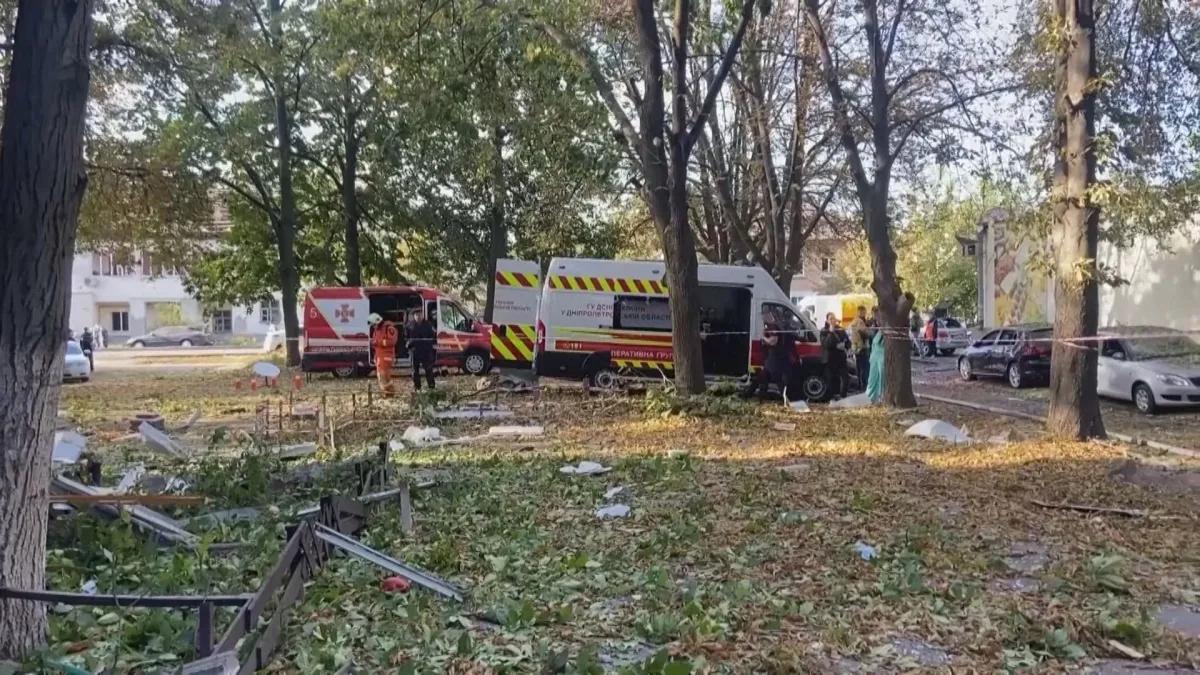 Ataque russo com drones e mísseis mata 3 na Ucrânia