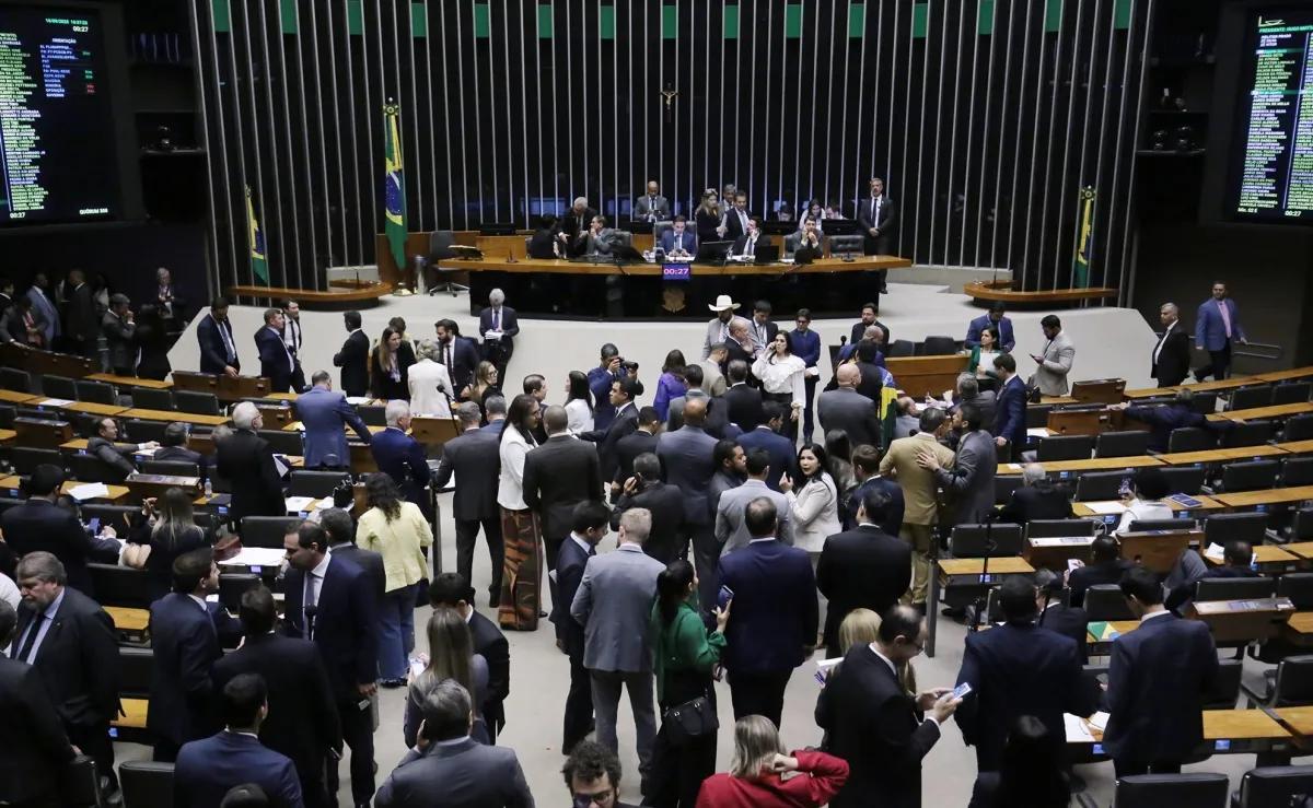 Licenciamento ambiental trava pauta da Câmara e adia anistia