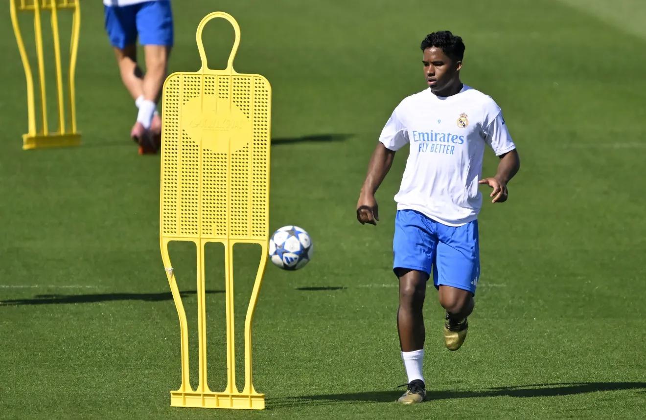 Endrick intensifica treinos para ganhar espaço no Real Madrid