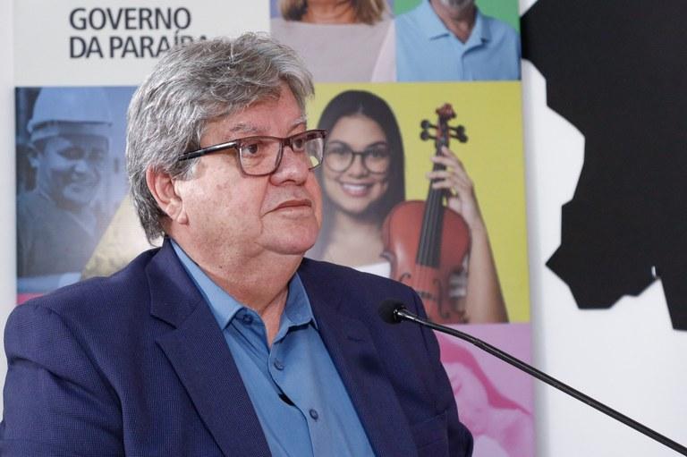 João Azevêdo inaugura sede da ARPB e entrega apartamentos para famílias em Gramame nesta segunda