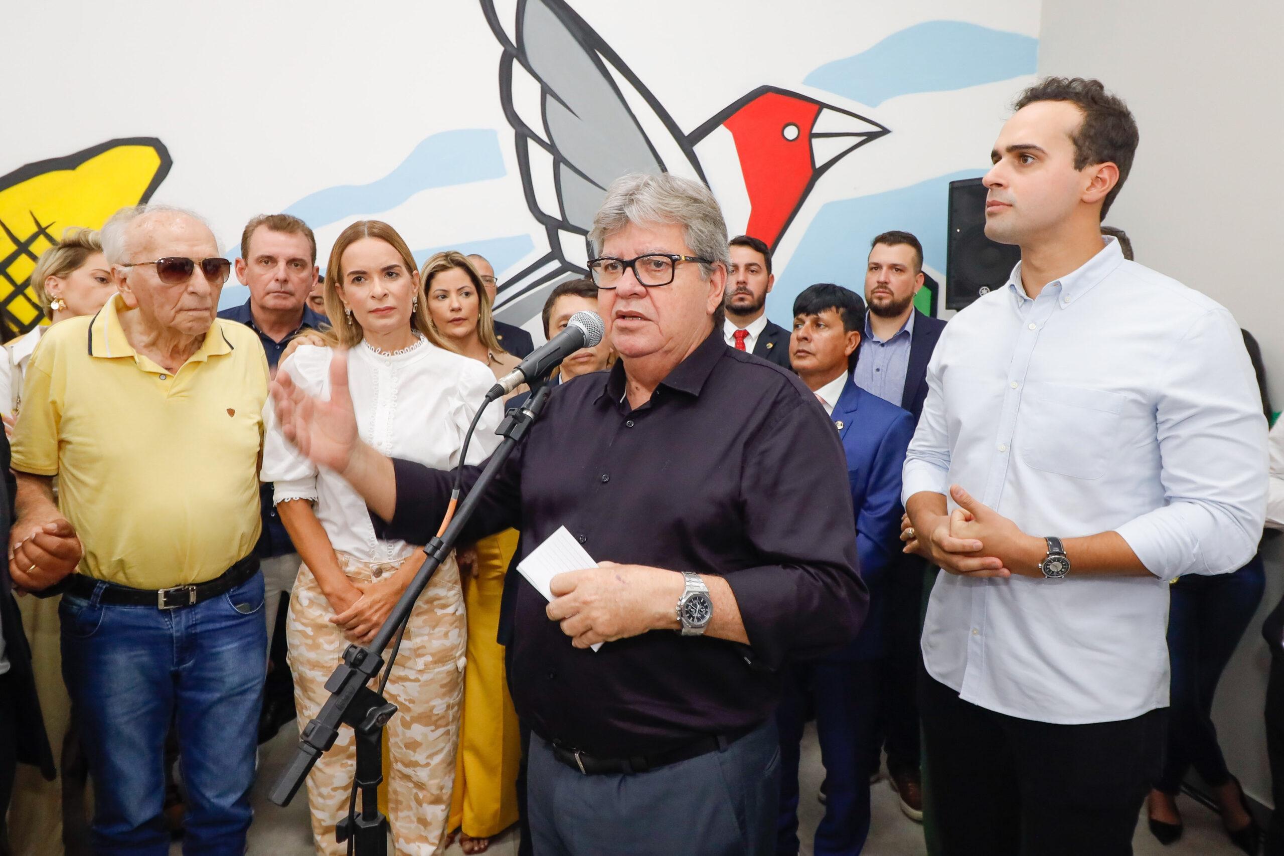 João Azevêdo entrega obras e anuncia ações em comemoração aos 161 anos de Campina Grande