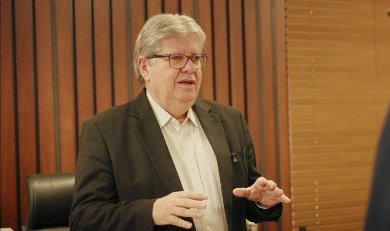 João critica conflito de poderes: ‘Congresso precisa de um freio de arrumação’